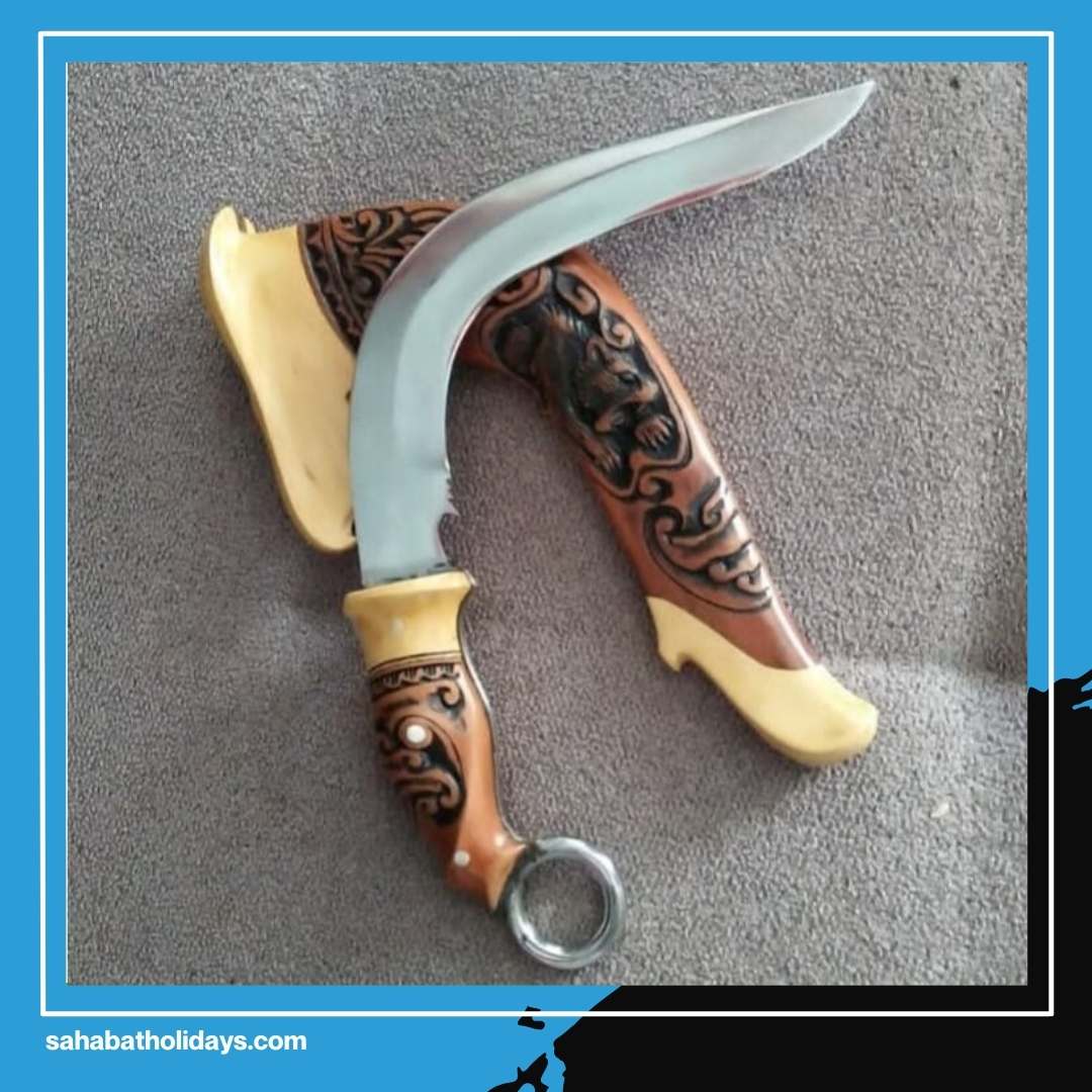 Bukan Sekadar Hiasan, Ini Fungsi Mematikan Senjata Tradisional Minangkabau dalam Silat